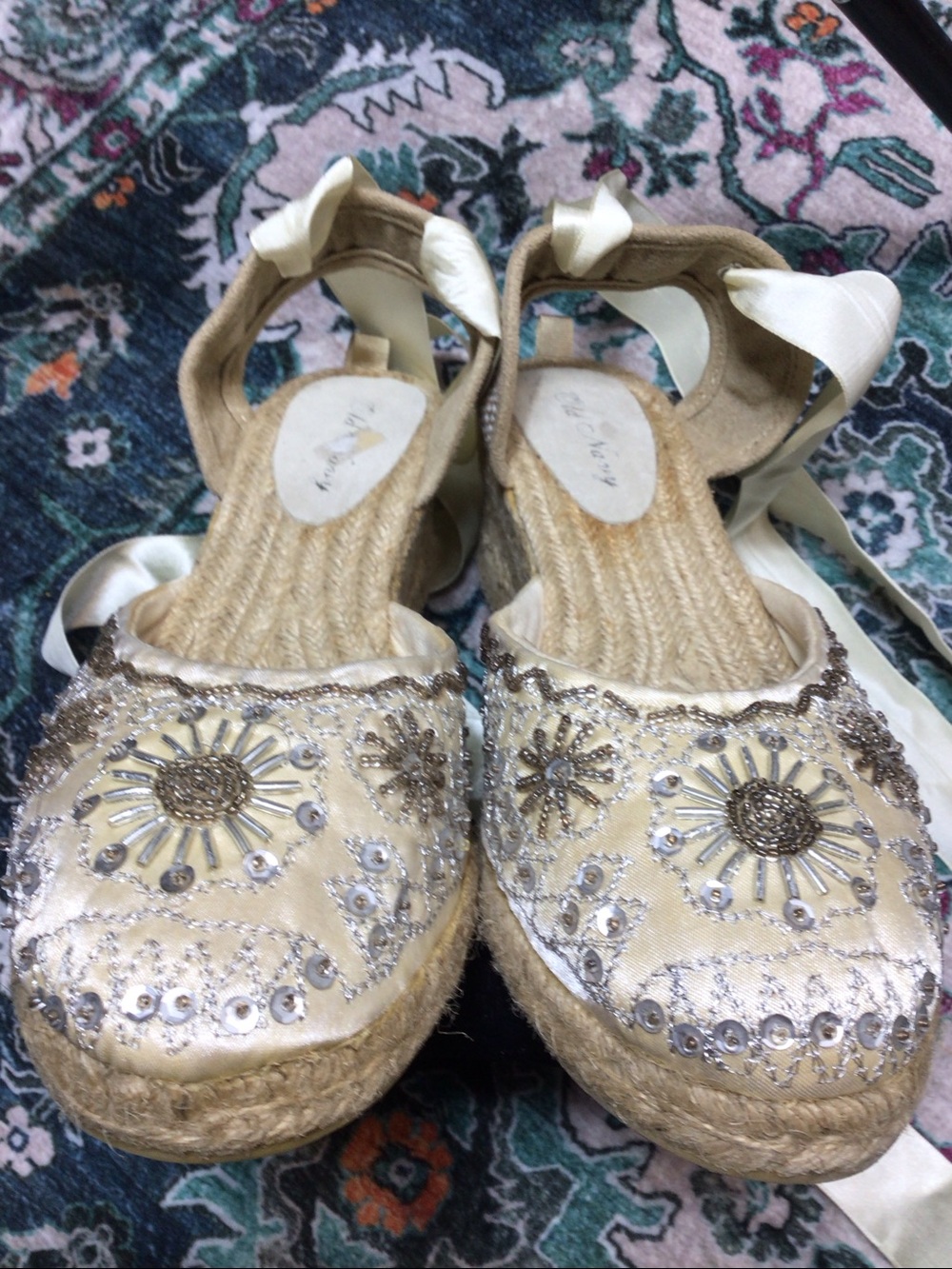 Old Navy Cream Embellished Espadrille Wedge Sandals with Ribbon Ankle Ties Sz.9 - Picture 12 of 12